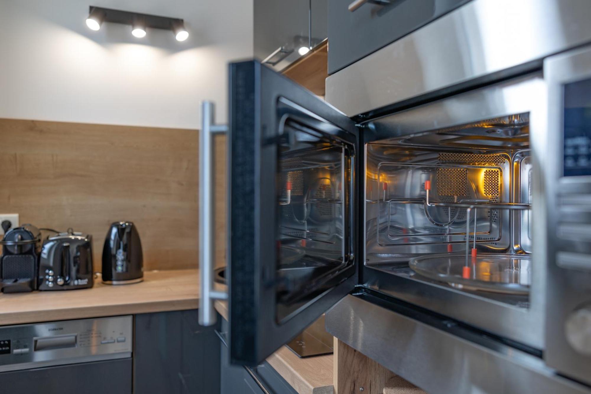 Sweethome - Maisonette Apartment, Parkplatz, Wifi, Naehe Zentrum เฟือร์สเทนเฟลด์บรุค ภายนอก รูปภาพ