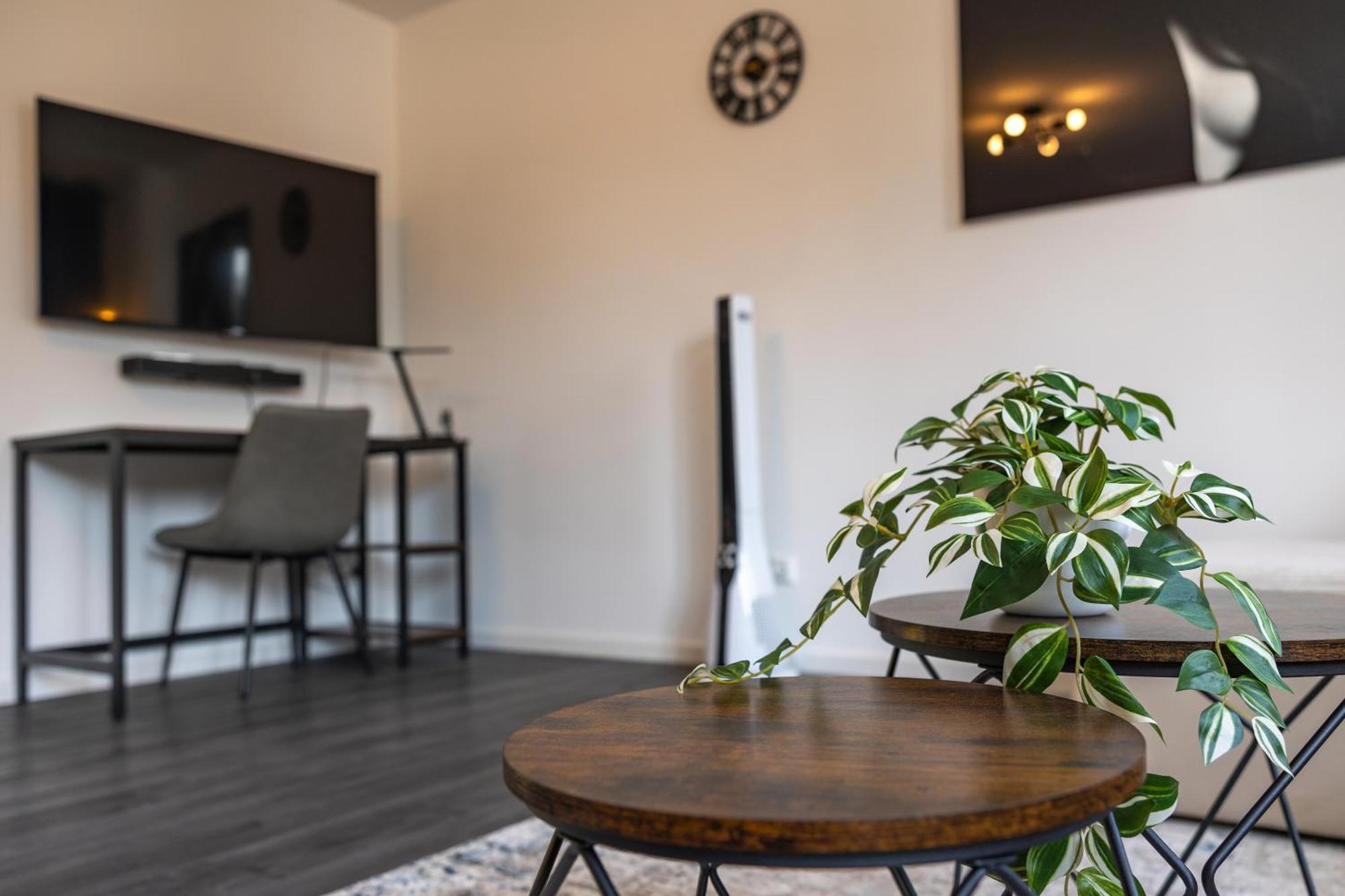 Sweethome - Maisonette Apartment, Parkplatz, Wifi, Naehe Zentrum เฟือร์สเทนเฟลด์บรุค ภายนอก รูปภาพ